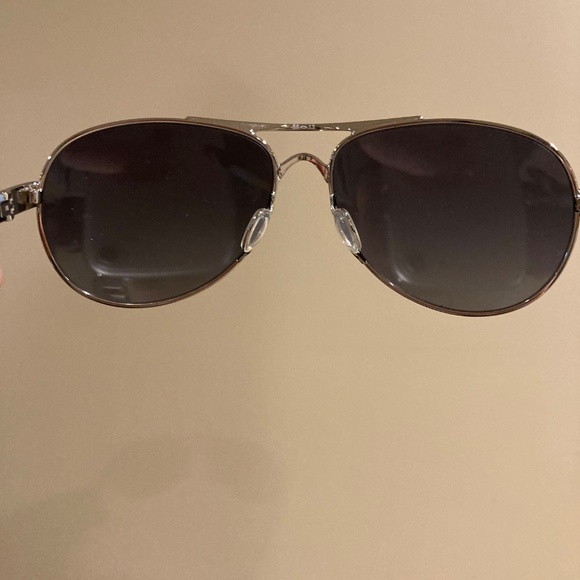Oakley Tie Breaker - Picture 3 of 8